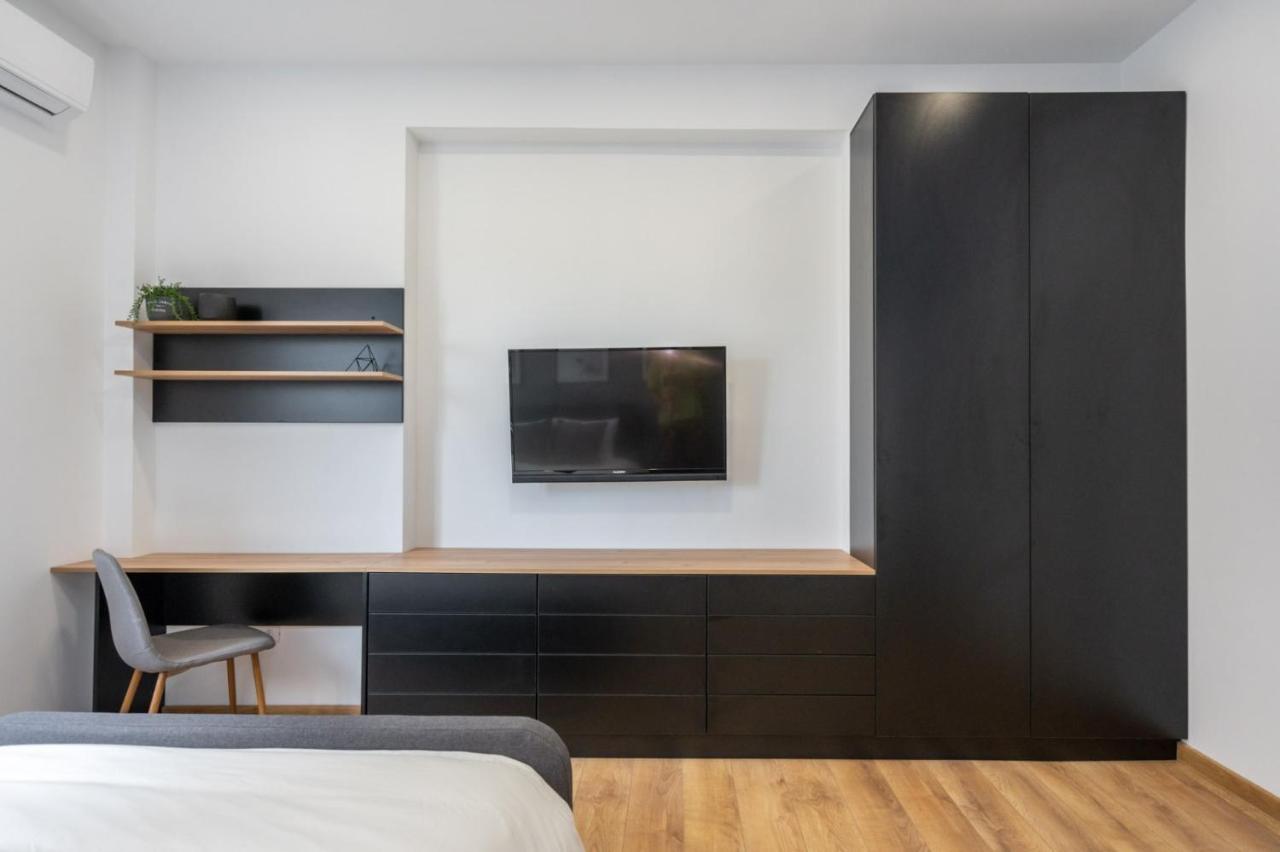 בוקרשט Relax Apartament In Piata Universitatii מראה חיצוני תמונה