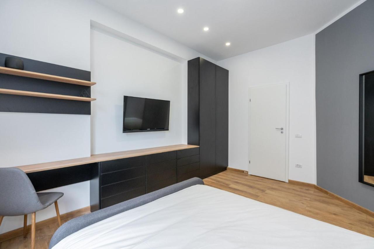 בוקרשט Relax Apartament In Piata Universitatii מראה חיצוני תמונה